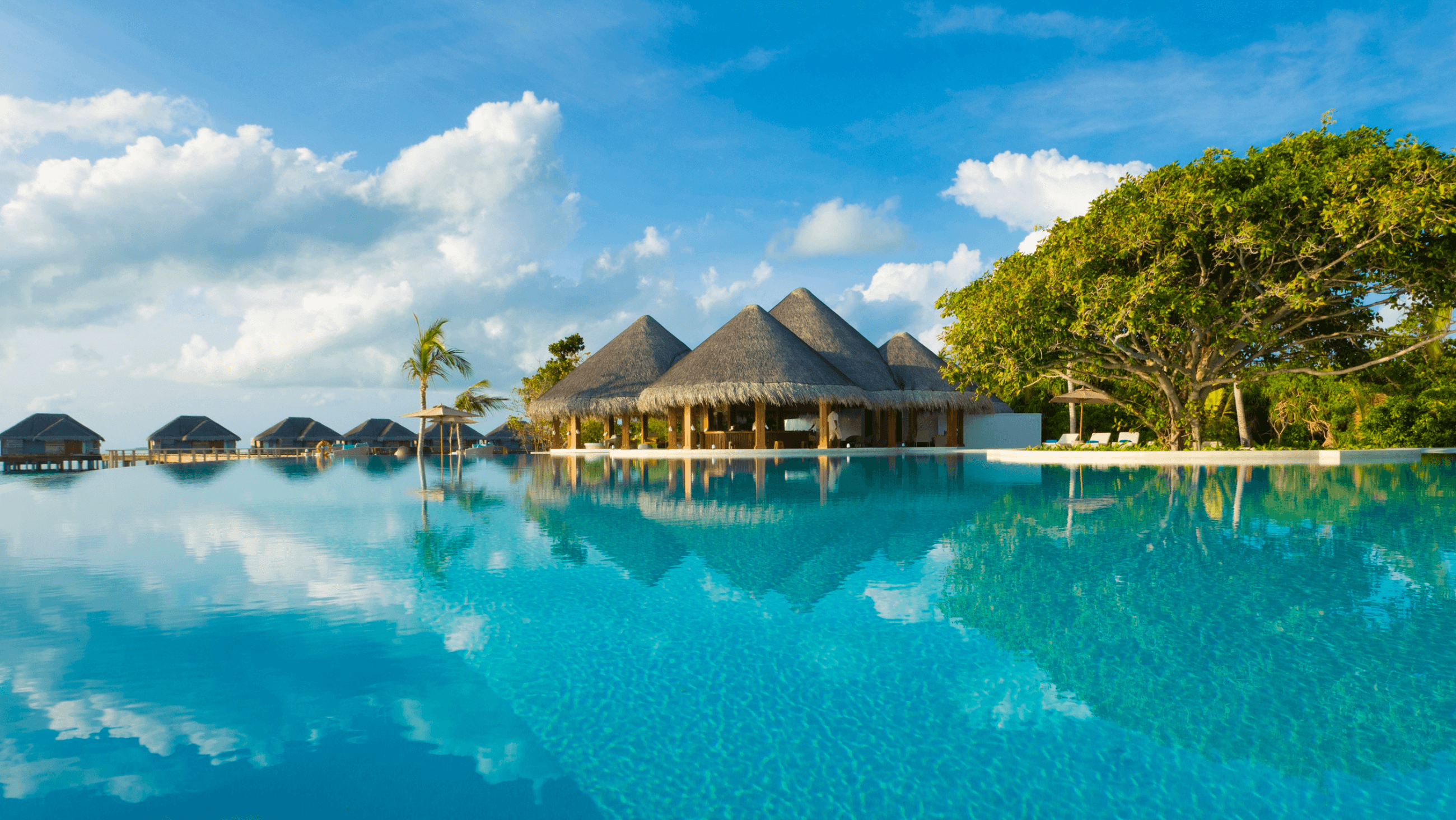 A Taste of Thai Hospitality in Maldives – Discover Dusit Thani Maldives