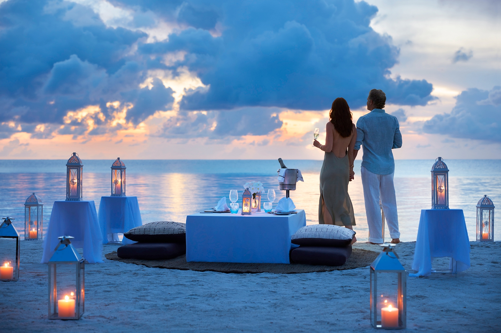Destination dining romantic