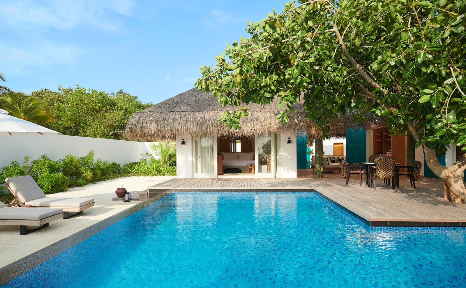Two Bedroom Beach Sunset Villa With Private Pool