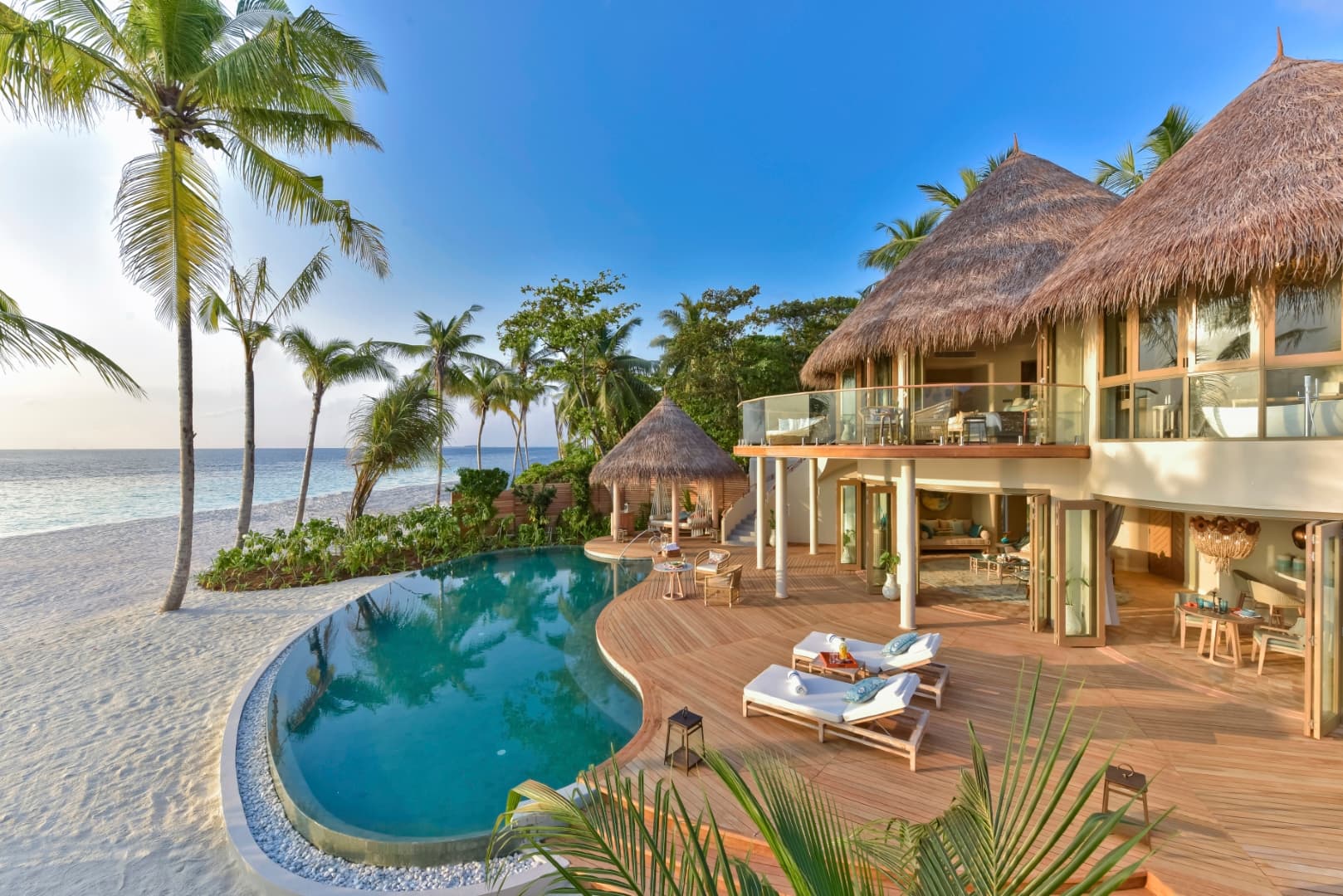 Beach Residence With Private Pool